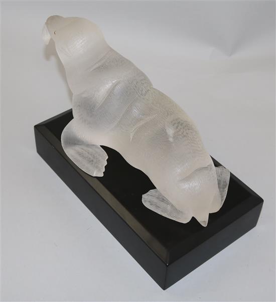 A 1960s carved rock crystal model of a sea lion, 28cm.